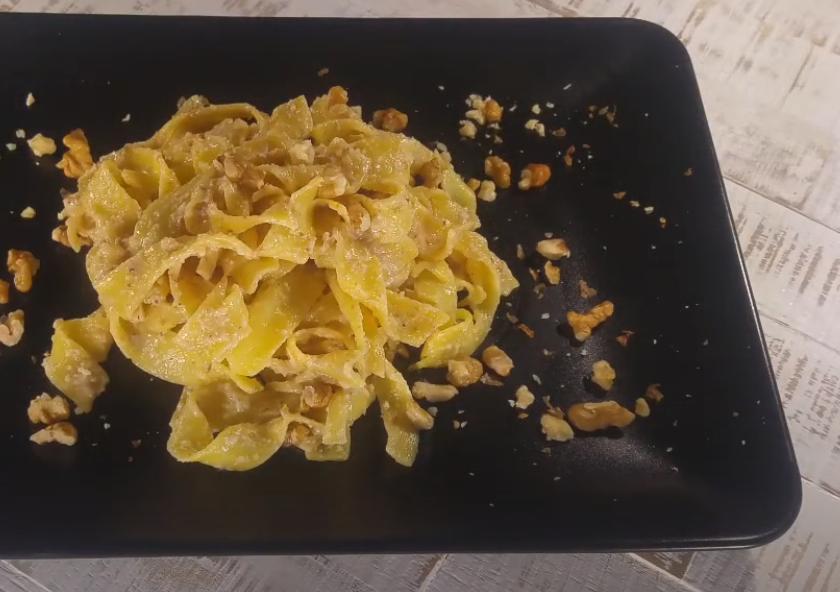 Ovi rezanci spajaju tradiciju, jednostavnost i bogat ukus u autentičnom vojvođanskom desertu